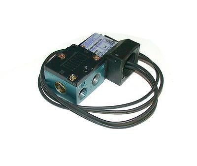 NEW MAC SOLENOID VALVE 1/8 NPT MODEL 45A-AA1-DAAA-1CA  (2 AVAILABLE)