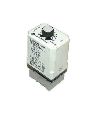 Allen Bradley  700-HT12AA2  Time Delay Relay W/Socket  0.1-10 Seconds 10 Amp