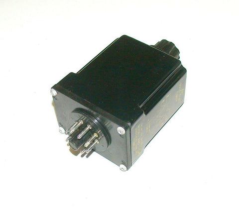 STRUTHERS DUNN   A45-010A   SOLID STATE TIME DELAY TIMER RELAY 24 VAC/DC