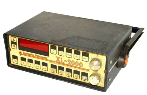 BRUNSWICK XL-2000 MICROPROCESSOR CONTROL DIGITAL COMPARATOR - SOLD AS IS