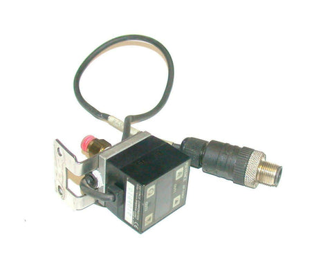 KEYENCE  AP-33KP  PRESSURE SENSOR 12-24 VDC 1/8 NPT