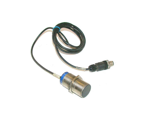 Telemecanique  XT1M30PA372  Inductive Proximity Switch12-24 VDC