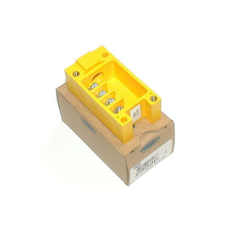 NEW BANNER   RWB4  25546   MAXI-BEAM WIRING BASE