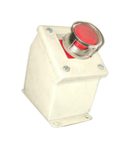Allen Bradley  800T-FXT D4  Red  E-Stop  Push Pull Maintained Pushbutton Station