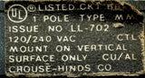 Crouse-Hinds MM115 1 Pole Circuit Breaker 15A 120/240VAC Vertical