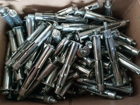 Box of (100) Powers 2102 Hollow Wall Anchors 1/8 L Poly For 5/8-1" Walls