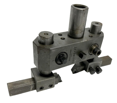 Brown & Sharpe 150-42-91 Tool Post w/ Tool Holder & (2) Carboloy PTAPRS-12-3