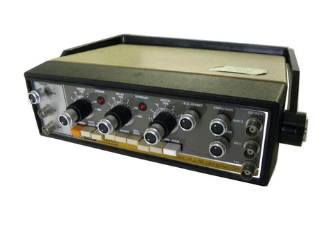B&K PRECISION DYNASCAN CORP. PULSE GENERATOR MODEL 3300 - SOLD AS IS