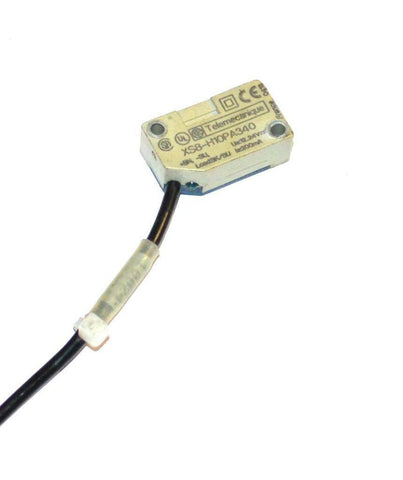 TELEMECANIQUE XS8-H10PA340 INDUCTIVE PROXIMITY SENSOR