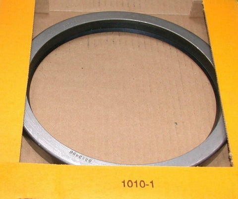 NEW Garlock Klozure  21086-3496  Nitrile Oil Seal 7.0 X 8.25 X 0.625