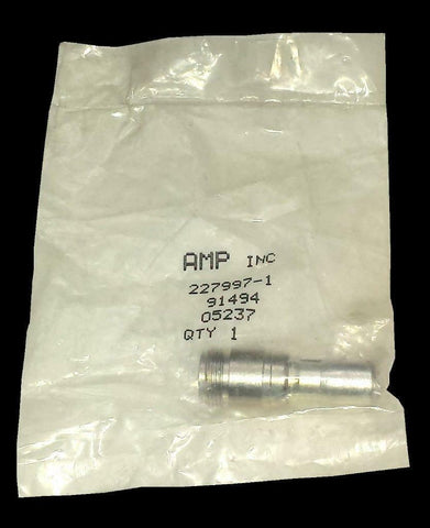 New Amphenol  227997-1  Termination Jack Connector