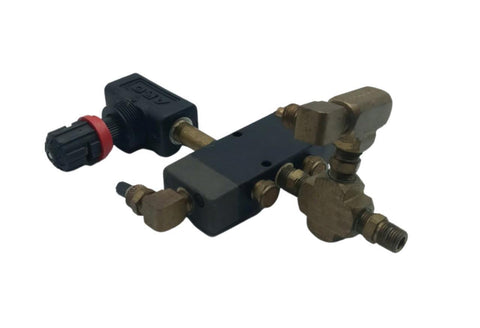 Alkon Corp. 150-03-011-03 4-Way Air Pilot Valve 1/8 NPT W/ ARO F01 Control Valve