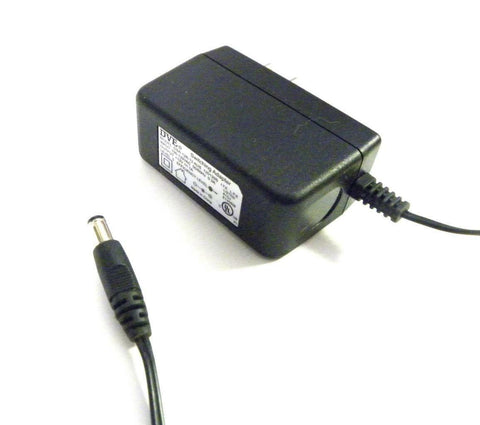 DVE DSA-12R-12AUS SWITCHING AC ADAPTER 12 VDC @ 1 A OUTPUT 100-120 VAC INPUT