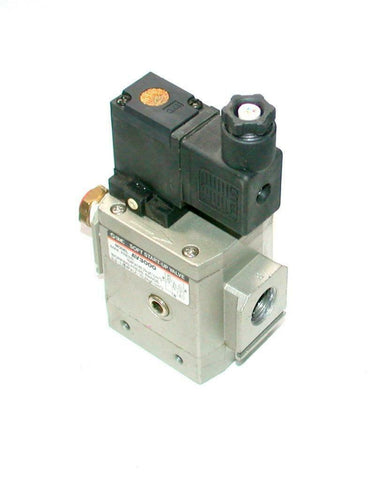 SMC  AV3000  Soft Start-Up Valve W/Plug 3/8 NPT 21-26 VDC
