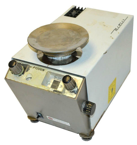 METTLER P1200N SCALE 0-1200 GRAMS - SOLD AS IS