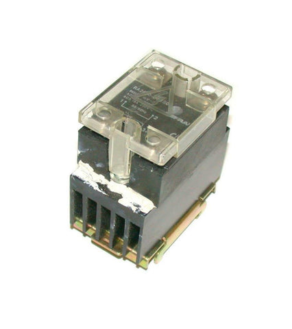 GEFRAN  RA2450-D06S04  SOLID STATE RELAY 50 AMP 240 VAC 5-32 VDC LOGIC