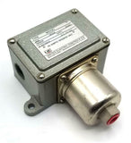 United Electric Controls J6D-9435 Pressure Switch 15 A 0-30 HGV