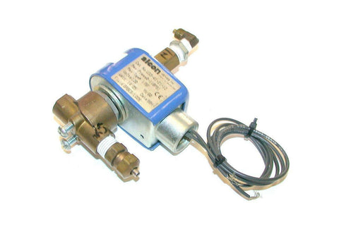 Alcon U33-41-21-12 Solenoid Valve 120 VAC 110 PSI