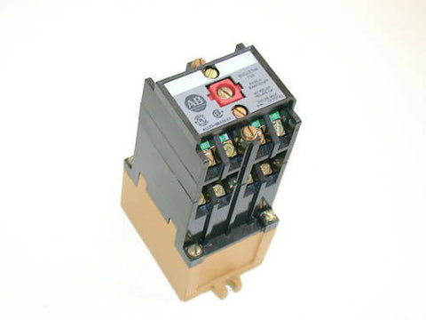 15 ALLEN BRADLEY CONTROL RELAYS 10 AMP MODEL 700P800A1