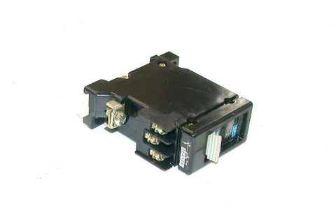 FUJI ELECTRIC  5  AMP SINGLE POLE CIRCUIT BREAKER 250 VAC  CP31D5A (3 AVAILABLE