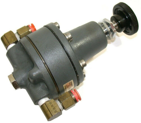 Siemens 1/4" NPT Nullmatic Pressure Regulator Model 40-100