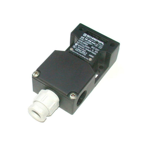 SCHMERSAL   AZ 16-02 ZVR   INTELOCK SAFETY SWITCH  NO KEY
