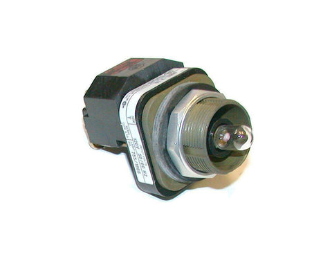 NEW ALLEN BRADLEY 30.5 MM PILOT LIGHT W/O LENS MODEL  800T-P16