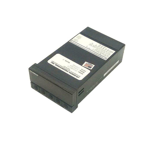 New Omega Engineering CN1001TC Temperature Controller 115 VAC 6 Watts