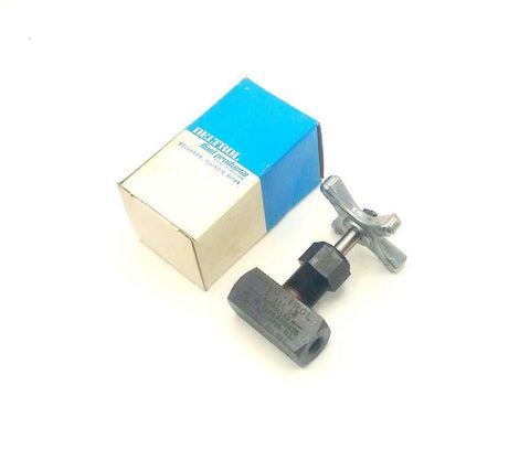 New Deltrol PneuTrol  S150S3  Black Steel Globe Needle Valve 1/8 NPT