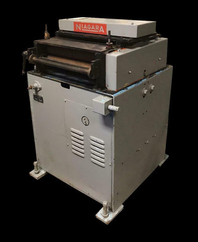 Niagara 275-7-182 18" Metal Straightener