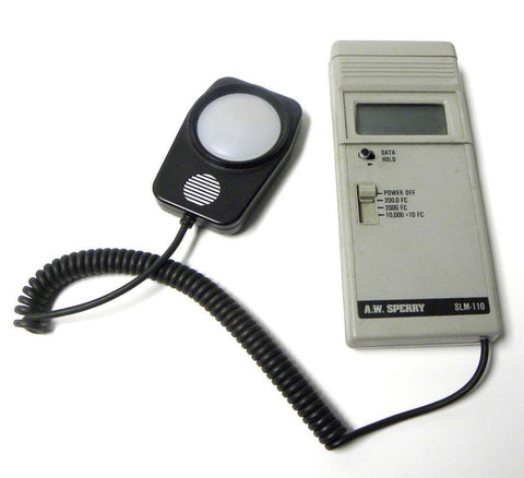 A.W. SPERRY LIGHT METER MODEL SLM-110
