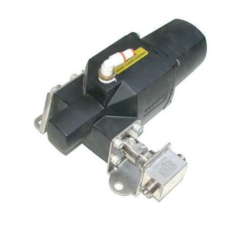 Swagelok 135 SR SS-45S8-1466  Pneumatic  Valve Actuator  W/Ball Valve