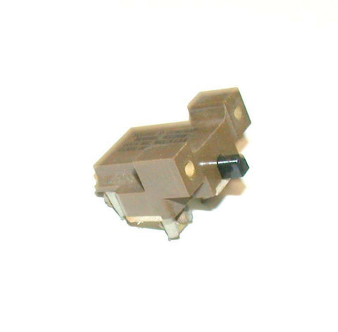 SQUARE  D 9001-TA   CONTACT BLOCK 1 N.O. 1 N.C. CONTACT. 10 AMP