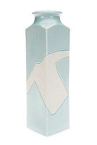 NEW FARNEY CASTLE LIGHT BLUE PORCELAIN ARAN SWEATER VASE - 20 AVAILABLE