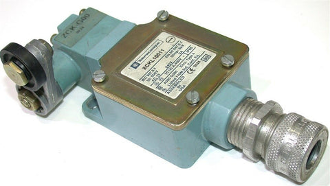 TELEMECANIQUE 240V LIMIT SWITCH XCKL10011 WITH ZCK-G00 HEAD