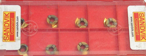 Lot of 7 New Sandvik CoroCut Turning Carbide Inserts MB-071093-02-10R 1025