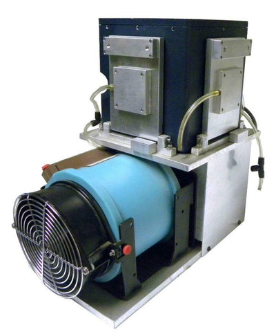 ILC TECHNOLOGY R1000-1A HIGH VOLTAGE LIGHT SOURCE WITH 4 PORT CHAMBER