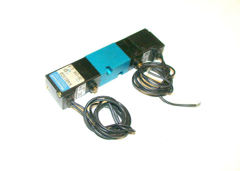 NEW HONEYWELL SKINNER SOLENOID VALVE  24 VDC MODEL  K4S11C2 (2 AVAILABLE)