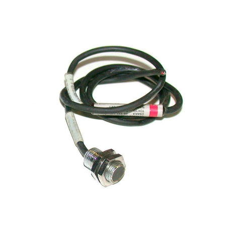 KEYENCE 12-30 VDC INDUCTIVE PROXIMITY SWITCH  MODEL EM-010P  (3 AVAILABLE)