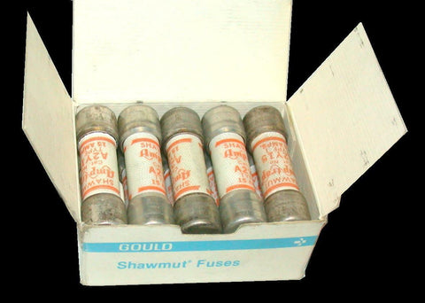 NEW BOX OF 10 GOULD SHAWMUT AMPTRAP   A2Y15   FUSES 240  VAC 15 AMP