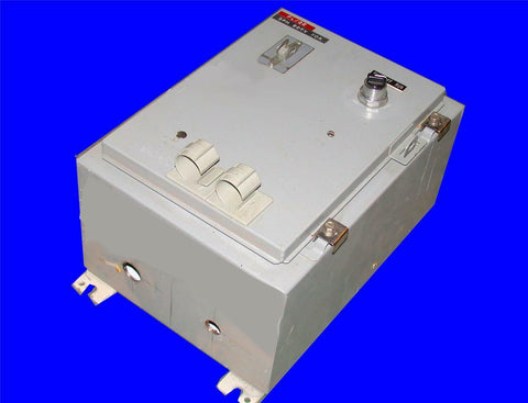 VERY NICE HAMMOND ELECTRICAL ENCLOSURE WITH CUTLER HAMMER STARTER AND ATC TIMER