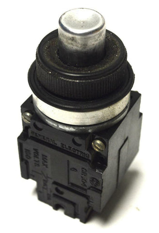 GENERAL ELECTRIC CR104 SILVER MOMENTARY PUSH BUTTON 150 VOLTS MAX.
