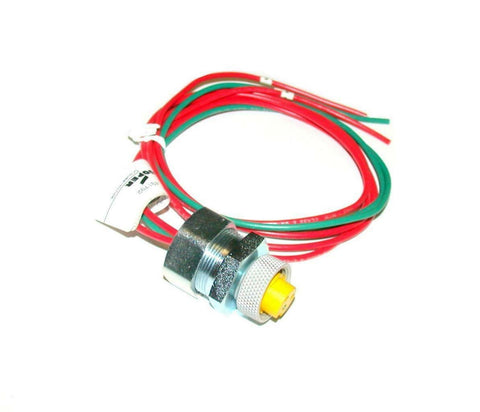 NEW CROUSE HINDS COOPER   491792  FEMALE CONNECTOR 600 VAC 13 Amp