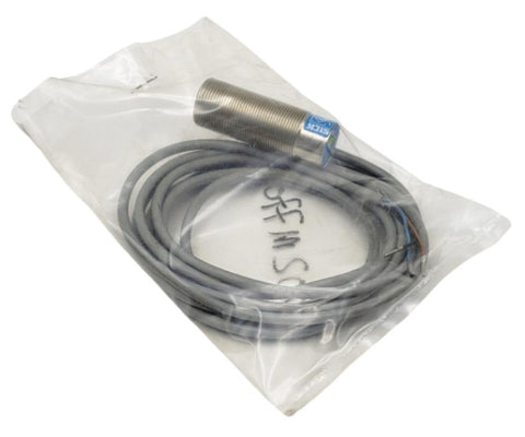 SICK MM18-70APS-ZU0 Photoelectric Switch DC 10-30V