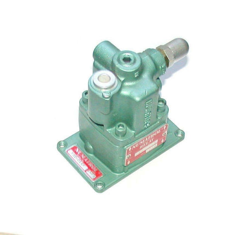 New Numatrol  TR3-0102  Timed Impulse Relay Valve 1/8 NPT