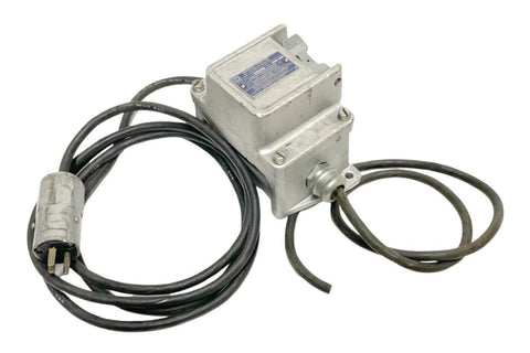 Square D 2510FR2H Ser. A Manual Starter  115/230V 2-Pole 16A NEMA 7 & 9