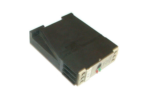 SIEMENS  7PU2020-3AB30  TIME DELAY RELAY  0.6-6 MINUTES 24 VAC 50/60 HZ