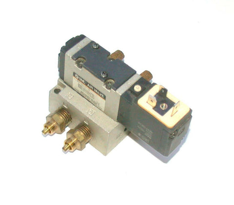 SMC  NVFS2110-3D  SOLENOID VALVE W/MANIFOLD  110/120 VAC 50/60 HZ 1/4 NPT