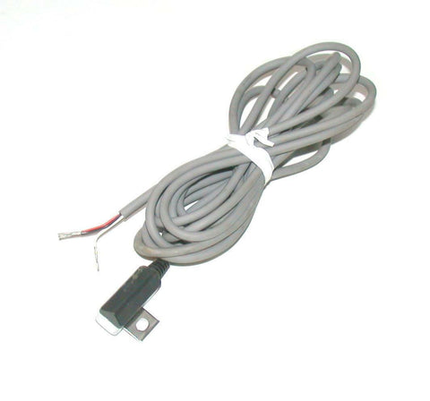 SMC   D-F5P   MAGNETIC AUTO SWITCH SENSOR 3-WIRE