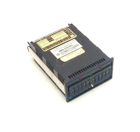 Newport  872  Panel Mount Electronic Counter 120 VAC 3 Watts